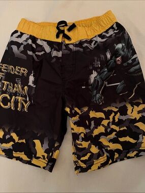 Swim shorts Batman boys new size 6/7 TM & DCComics polyester body & lining